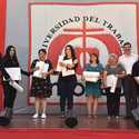 Más de 80 personas se graduaron con éxito de las Becas Santander de Oficios imagen 5