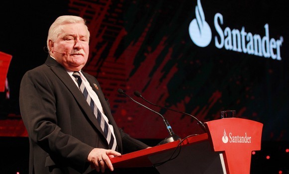 Lech Wałęsa en V Seminario de Estudios y Políticas Públicas Santander