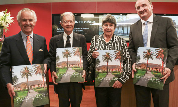 Santander presenta libro que rescata el patrimonio de casas de campo