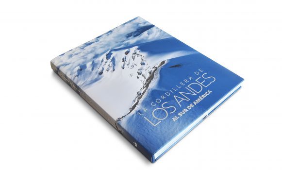 Banco Santander presenta libro sobre la Cordillera de los Andes