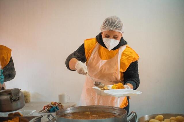 En Santander apoyaremos más de 50 cocinas comunitarias de TECHO Chile 