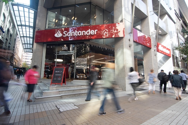 Memoria de Santander se posiciona como la mejor del sector bancario