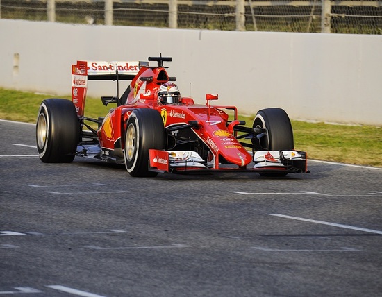 Santander sella una nueva alianza con Scuderia Ferrari