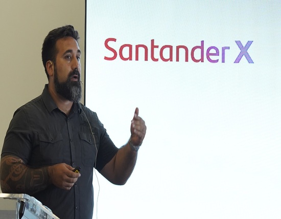 Santander X Award Chile 2023 inicia convocatoria 