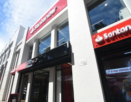 Santander Work/Café Expresso llega a Curicó con horario extendido y atención de cajas más rápidas y seguras