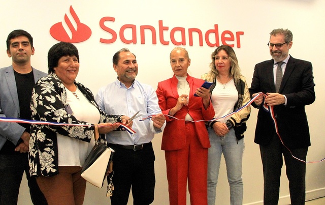 Santander impulsa la inclusión financiera con nuevo punto de atención en Alto Hospicio