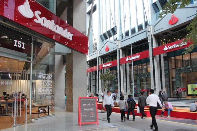 Santander Chile consolida su liderazgo y aprueba dividendo histórico tras sólido ejercicio 2024