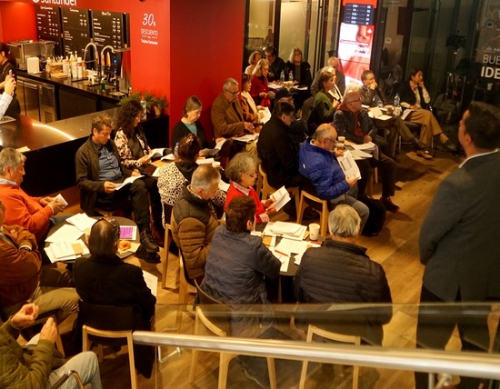 Taller “Conecta Mayor” capacitó en uso de canales digitales a adultos mayores de Viña del Mar