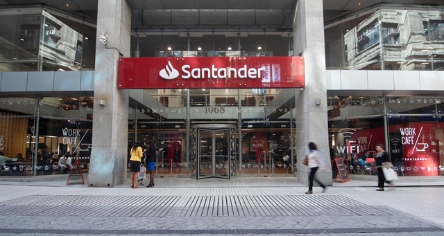 Santander se adjudica mayor cantidad de fondos en licitación que permitirá reducir dividendo de nuevas viviendas