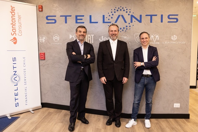 Stellantis eleva a 45% la participación del crédito en sus ventas tras alianza con Santander Consumer